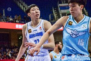 徐静雨:杨瀚森在CBA也没打出统治力 周琦绝对亚洲传奇 该给平反