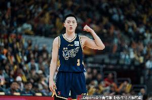 媒体人:广东选择了“最艰难的打法” 胡明轩状态回升最令人高兴