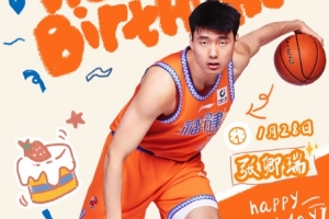 今天是张卿瑞的生日,让我们一起祝福他生日快乐!