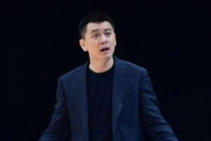 杨鸣:三冠里有两个是我从悬崖边上拉回来的 想荣辱与共但没机会