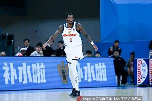 难挽败局！萨姆纳13中6拿24分7板 奎因20中8得24分8板6助