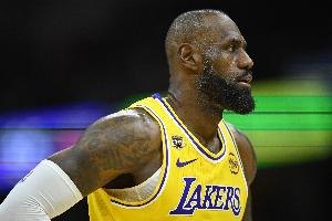 唐斯:詹姆斯就是我们见过的最伟大球员之一 篮球史上的传奇巨星