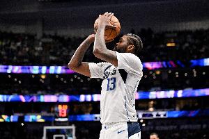 马绍尔:我爱独行侠这里就像一个大家庭 一切都让我感觉很合拍