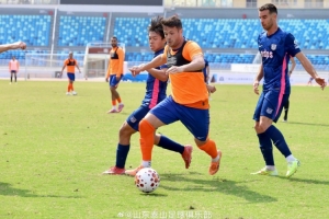 热身赛山东泰山3:1战胜香港杰志 泽卡梅开二度
