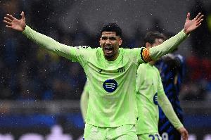 阿劳霍:巴萨当然有机会冲击欧冠冠军,我们必须永远相信这一点