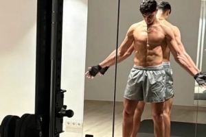 魔鬼筋肉人!力压磁卡坐稳主力,21岁帕夫洛维奇加练对抗增肌明显