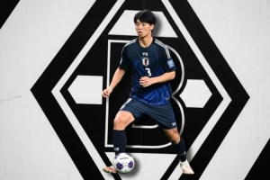 德媒:门兴希望续租高井幸大,管理层考虑让他成为球队后防主力