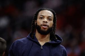 加兰:在洛杉矶生活我超级兴奋 第一次在二月看到太阳