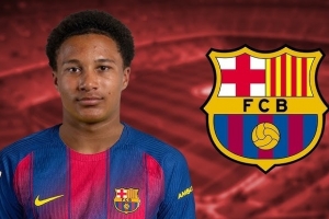 世体：巴萨签下16岁英格兰边锋塔瓦雷斯，转会获得FIFA批准