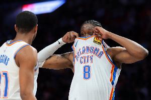 打回来了！维金斯三分命中残阵雷霆末节一波13-2缩小分差！