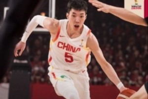解说谈FIBA争议文案:如果我负责审版 肯定会让编辑修改&再骂一句