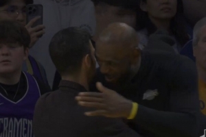 网坛GOAT！赛后詹姆斯和东契奇跟德约科维奇拥抱