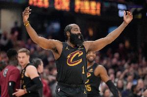 哈登与吉诺比利谁的生涯更出色?帕森斯:哈登!MVP+多赚了3亿