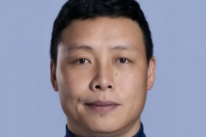 深圳新鹏城官宣教练组:陈涛挂帅董学升助教,关震任守门员教练