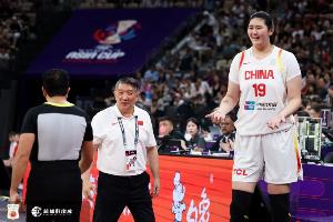 沪媒:宫鲁鸣治下的中国女篮任重道远 拿到世界杯入场券问题不大