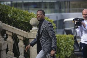 埃弗拉:枪手要不惜一切代价夺得英超冠军,就算踢得不好看也没事