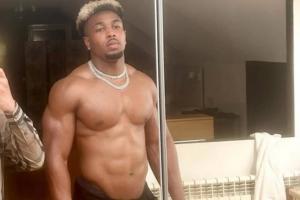 壮如牛!西汉姆助教:阿达玛更像NFL球员 球队已经禁止他练力量了