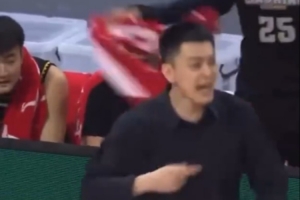 用毛巾抽杨鸣?莫兰德:纯粹是误读 当时上头了 我想念我的兄弟