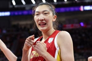 韩旭:之前对宫指导的印象是他很凶的 但他是一个很爱我们的教练