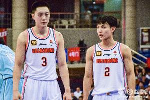 媒体人:广东常规武器全部失常&徐杰萨林杰0分 比赛失去总结意义