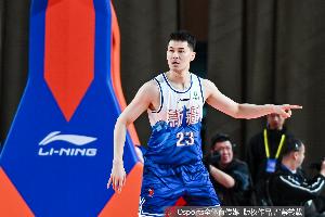 媒体人:新疆4连败场均输23.8分 今天输山东20分都是输最少的了