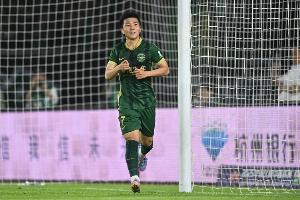 01年龄段首人!陶强龙完成中超百场里程碑,贡献14球8助攻