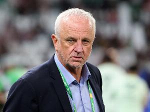 伊拉克主帅、球员谈晋级世界杯:无法形容,4600万人民为此骄傲