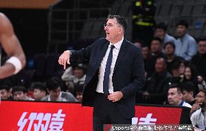媒体人谈格兰:队里多人有伤 任何教练遇到这种用人荒都难有办法