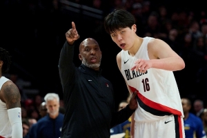 队记:即便比卢普斯被判无罪他也回不了NBA 他若认罪合同自然作废