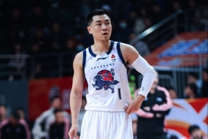 媒体人:山东男篮近期状态明显不佳 首发五人居然没人得分超过7分