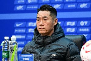 宿茂臻:王大雷和克雷桑最近都跟队合练 韩鹏单独找了瓦科交谈
