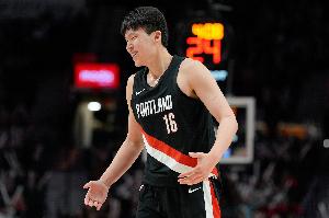 杨毅:杨瀚森今夏需系统地雕塑身体 降低体脂率 三分球是之后的事