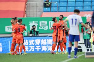 足球报:连克泰山、海港,青岛海牛已经逃离降级区