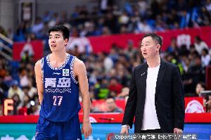 媒体人:青岛核心球员近期亲人过世影响发挥 季后赛不能全靠外援