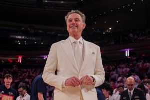 名帅:尼克斯有NBA最好的10人轮换 布伦森是我见过的最强球员之一