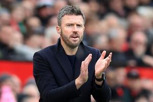 内维尔:卡里克转正后艰巨的工作才真正开始,俱乐部需要支持他