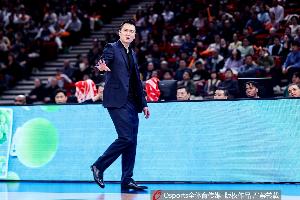 记者:上海在G2被北京牵着鼻子走 导致部分球员的时间被切得很碎